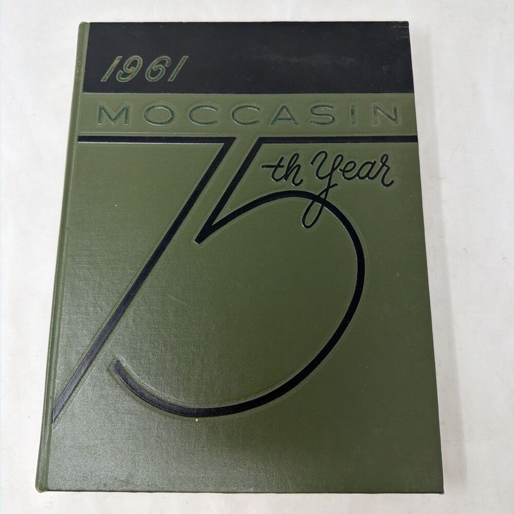 VTG University of Chattanooga 1961 Yearbook Annual Moccasin 75th Year Tennessee